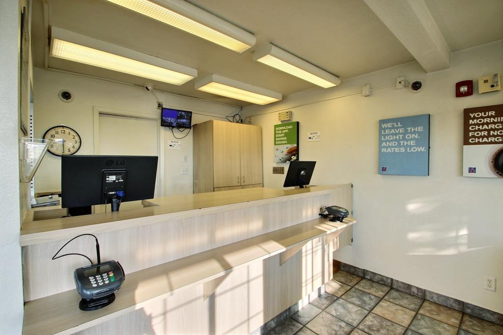 Motel 6 Milwaukee West - Brookfield Zewnętrze zdjęcie