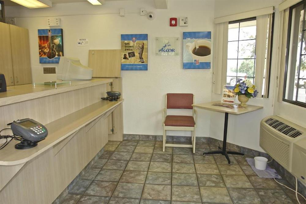 Motel 6 Milwaukee West - Brookfield Wnętrze zdjęcie